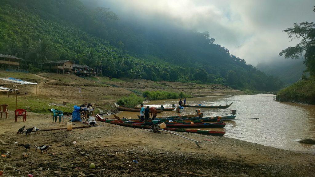 শঙ্খের জলধারা